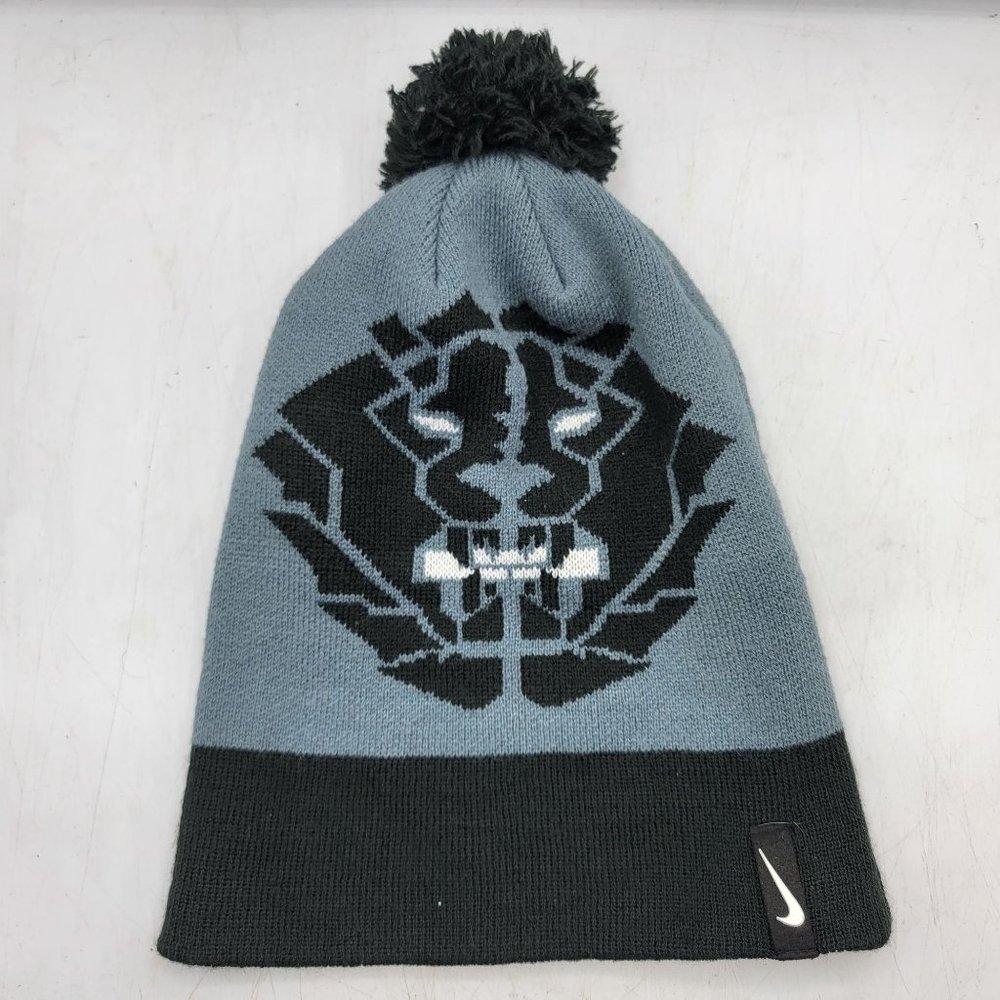 Nike Lebron James King Lion Youth Winter Beanie Cap Outdoors Warm Pom Pom